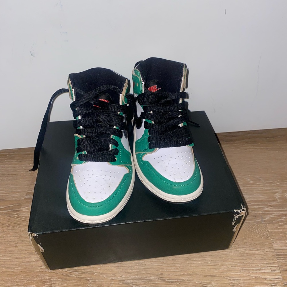 Kids Jordan 1’s